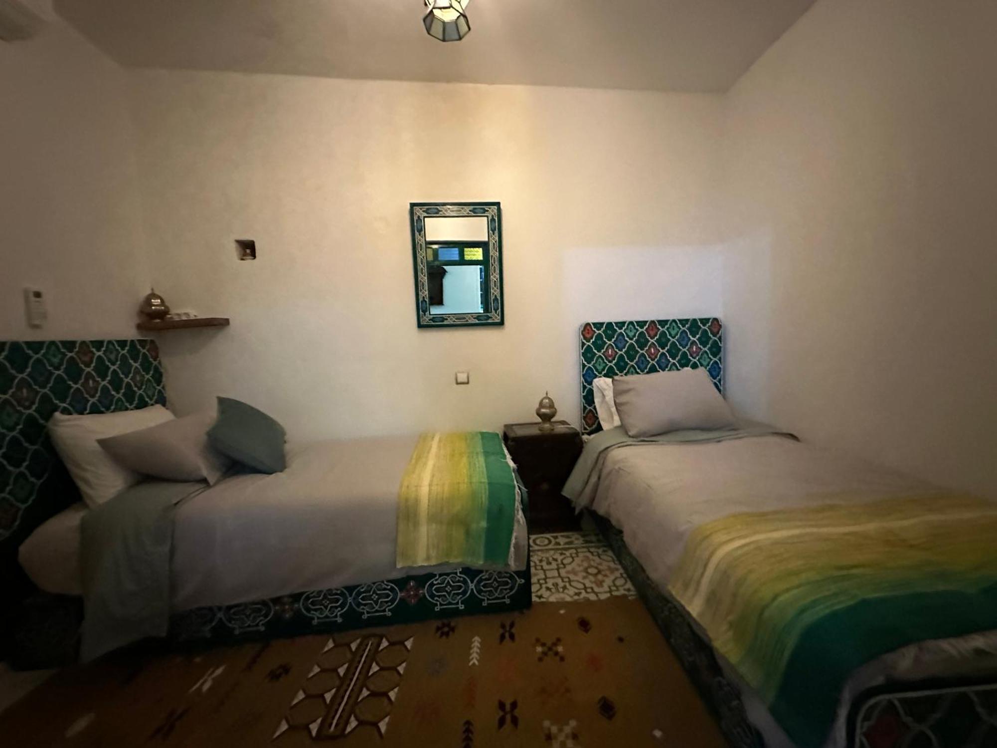 Dar Al Mansoura Riad เชฟชาอูน ภายนอก รูปภาพ